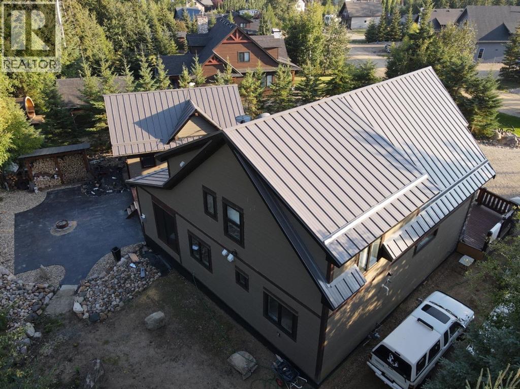 Property at 7, 13417 TWP RD 752A image 2