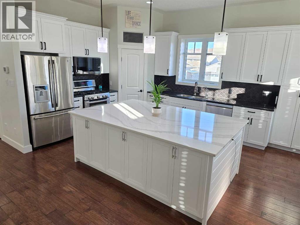 Property at 8245 102 Avenue image 3