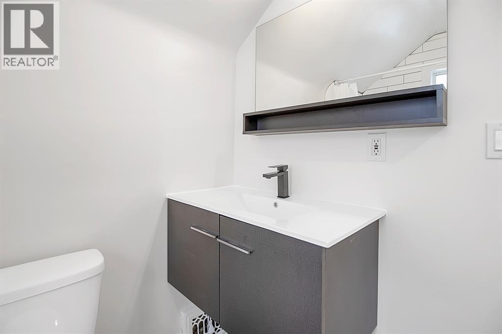 1668 Goyeau Unit# Upper, Windsor, Ontario  N8N 2W6 - Photo 11 - 25027352