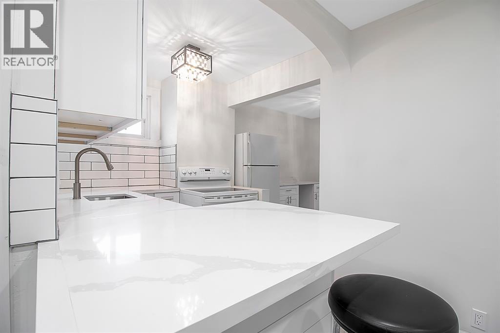 1668 Goyeau Unit# Upper, Windsor, Ontario  N8N 2W6 - Photo 5 - 25027352