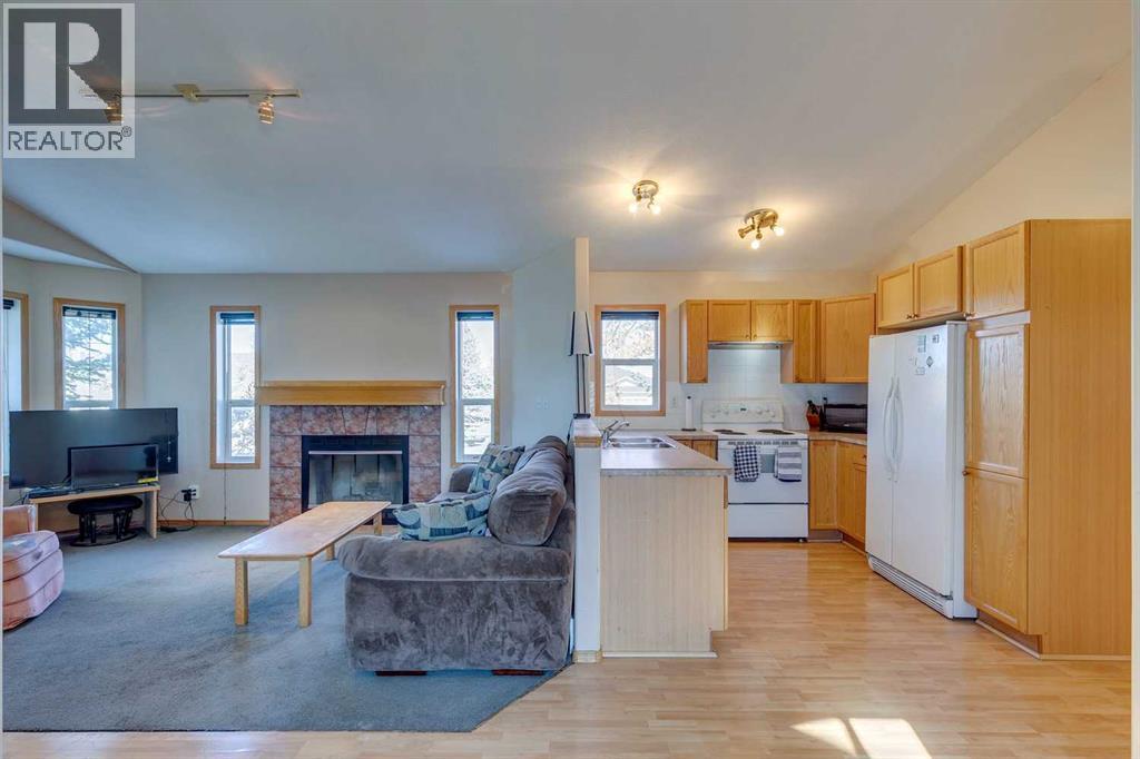 701 Sheep River Court, Okotoks, Alberta  T1S 1T8 - Photo 11 - A2263842