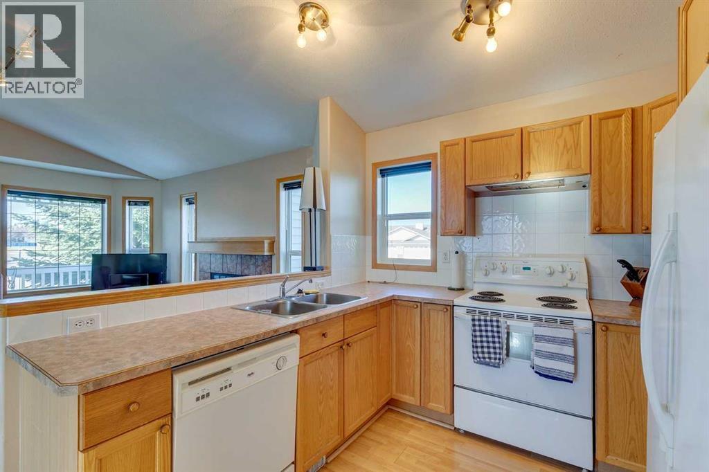 701 Sheep River Court, Okotoks, Alberta  T1S 1T8 - Photo 14 - A2263842