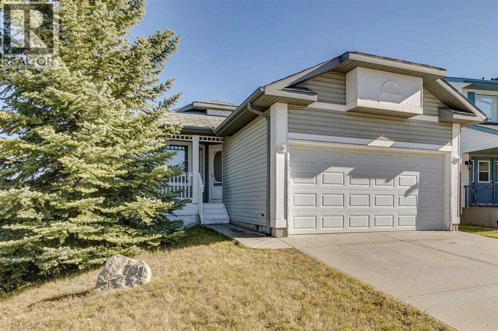 701 Sheep River Court, Okotoks, Alberta  T1S 1T8 - Photo 3 - A2263842