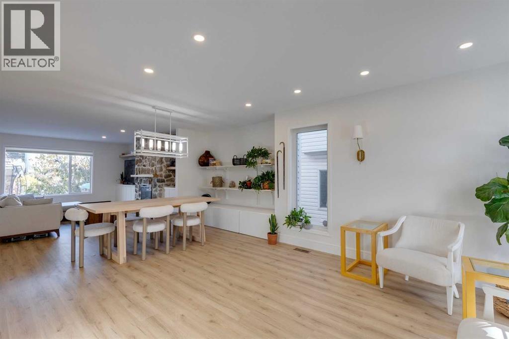 254 Scenic View Close Nw, Calgary, Alberta  T3L 1Y5 - Photo 5 - A2264431