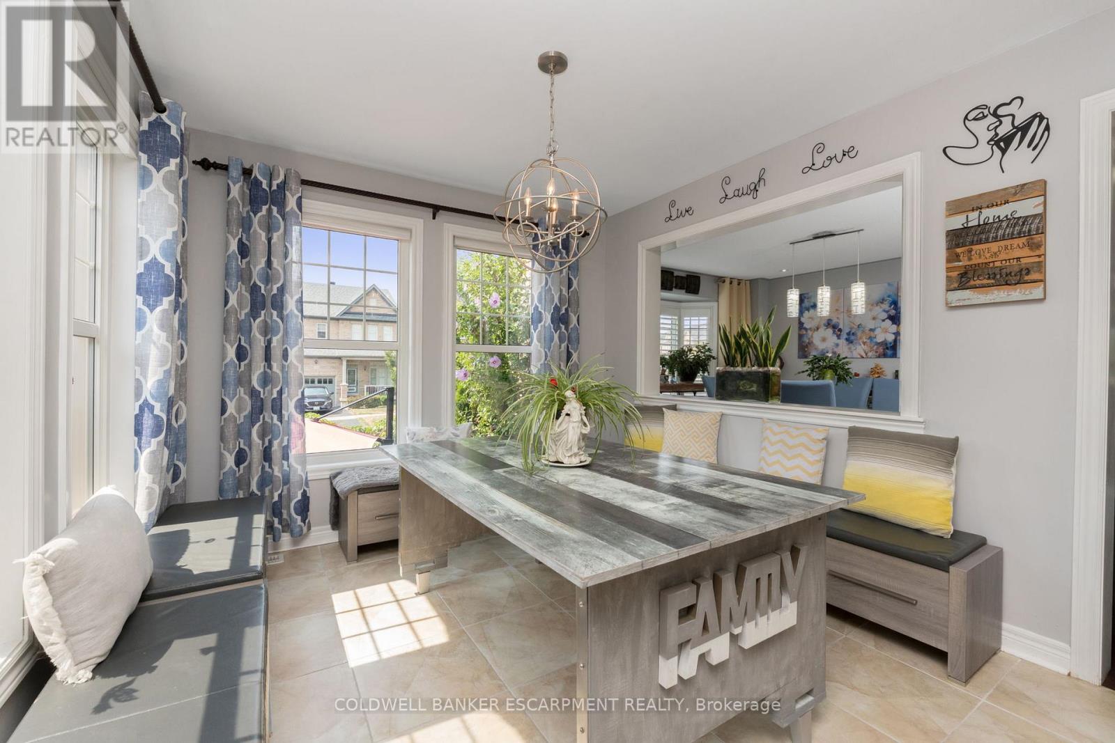 256 Landsborough Avenue S, Milton, Ontario  L9T 0T4 - Photo 14 - W12485389