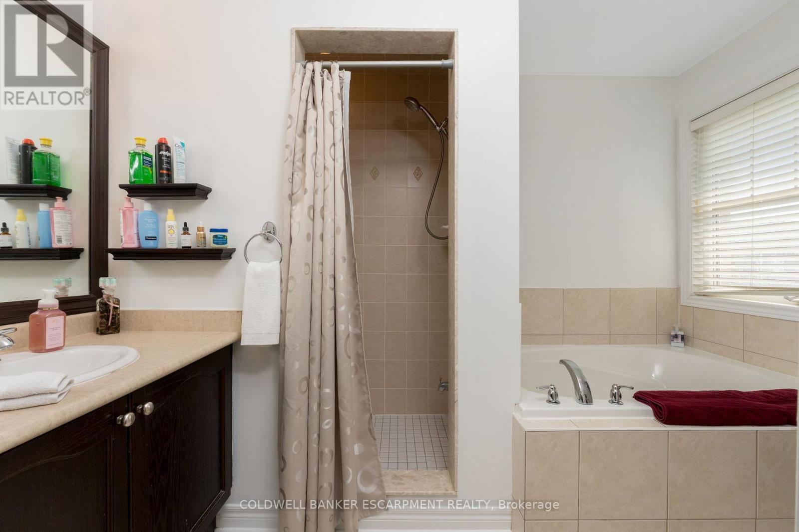 256 Landsborough Avenue S, Milton, Ontario  L9T 0T4 - Photo 24 - W12485389