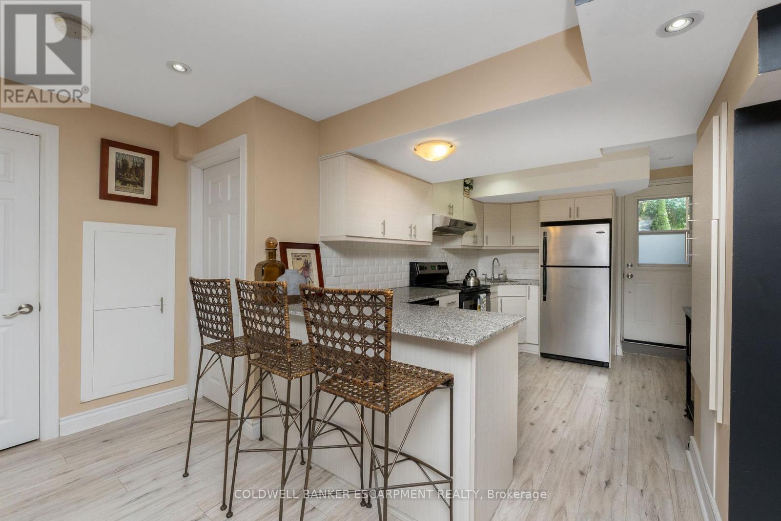 256 Landsborough Avenue S, Milton, Ontario  L9T 0T4 - Photo 38 - W12485389