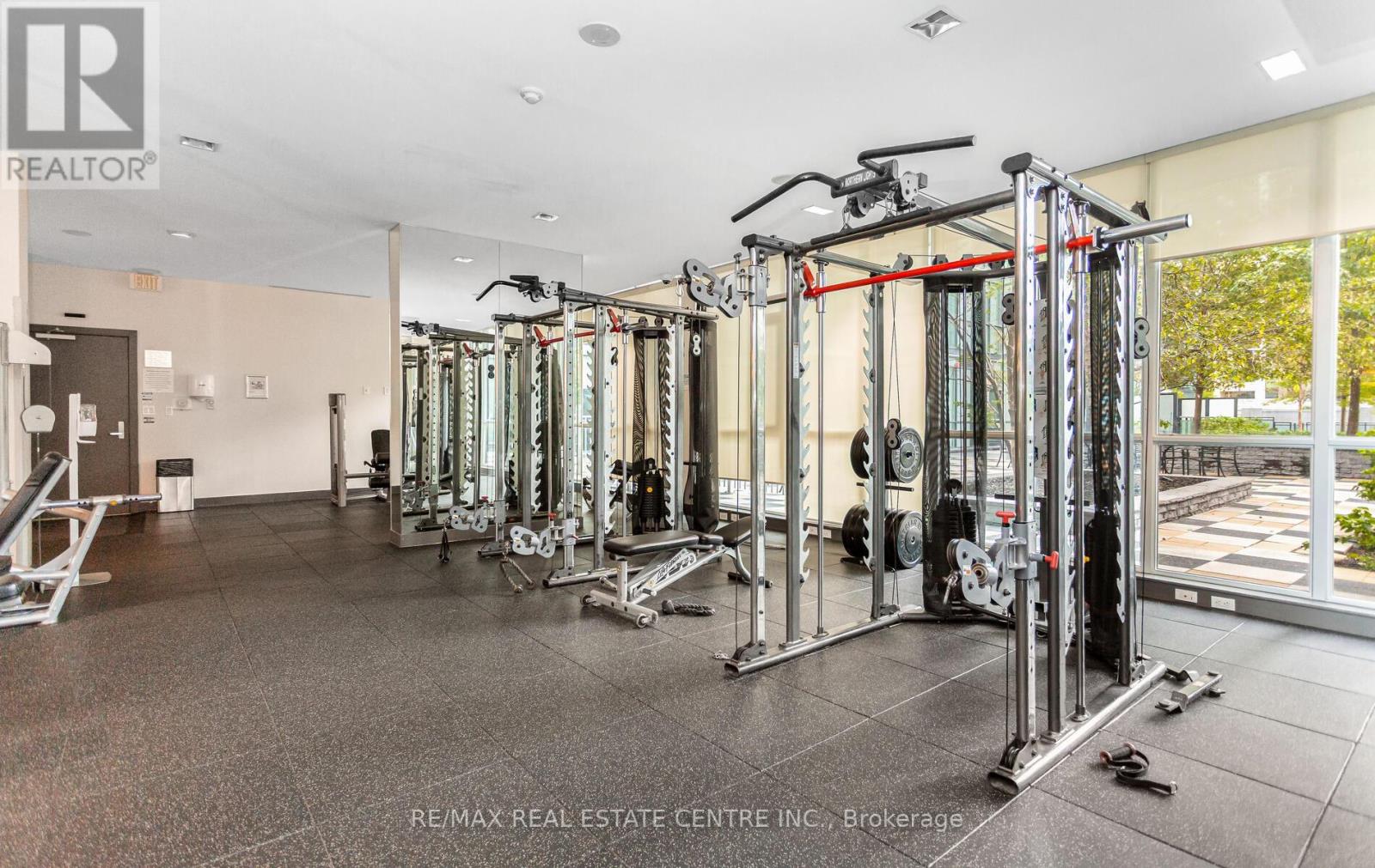 1504 - 4065 Brickstone Mews, Mississauga, Ontario  L5B 0G3 - Photo 37 - W12485396