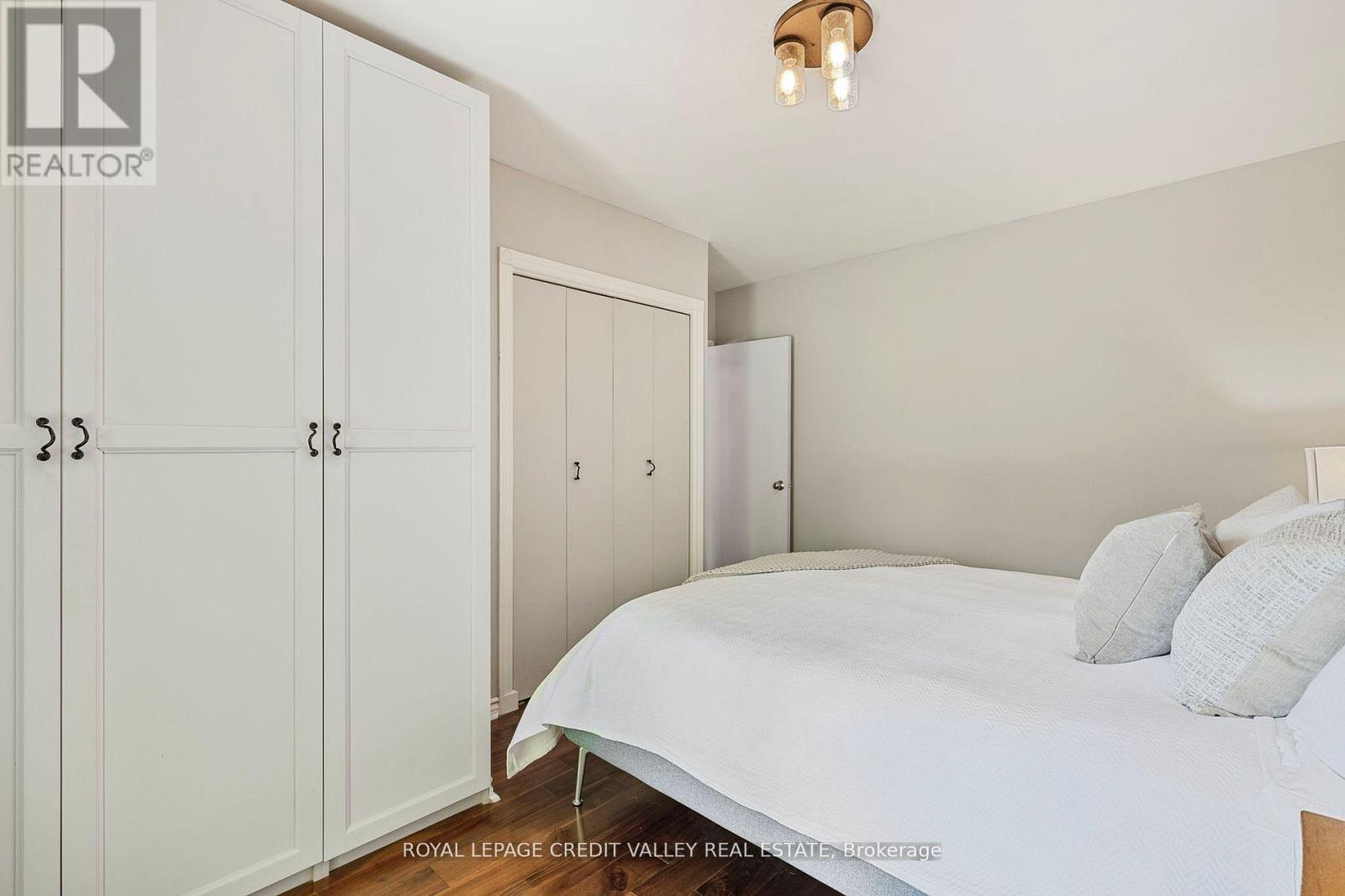 24 Ladore Drive, Brampton, Ontario  L6Y 1V5 - Photo 17 - W12485400