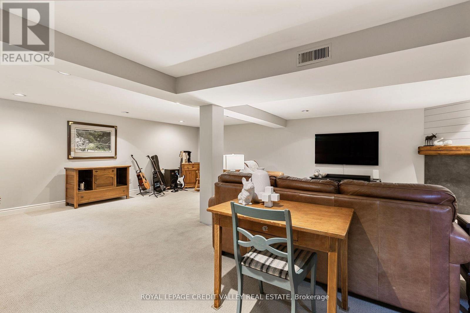 24 Ladore Drive, Brampton, Ontario  L6Y 1V5 - Photo 21 - W12485400