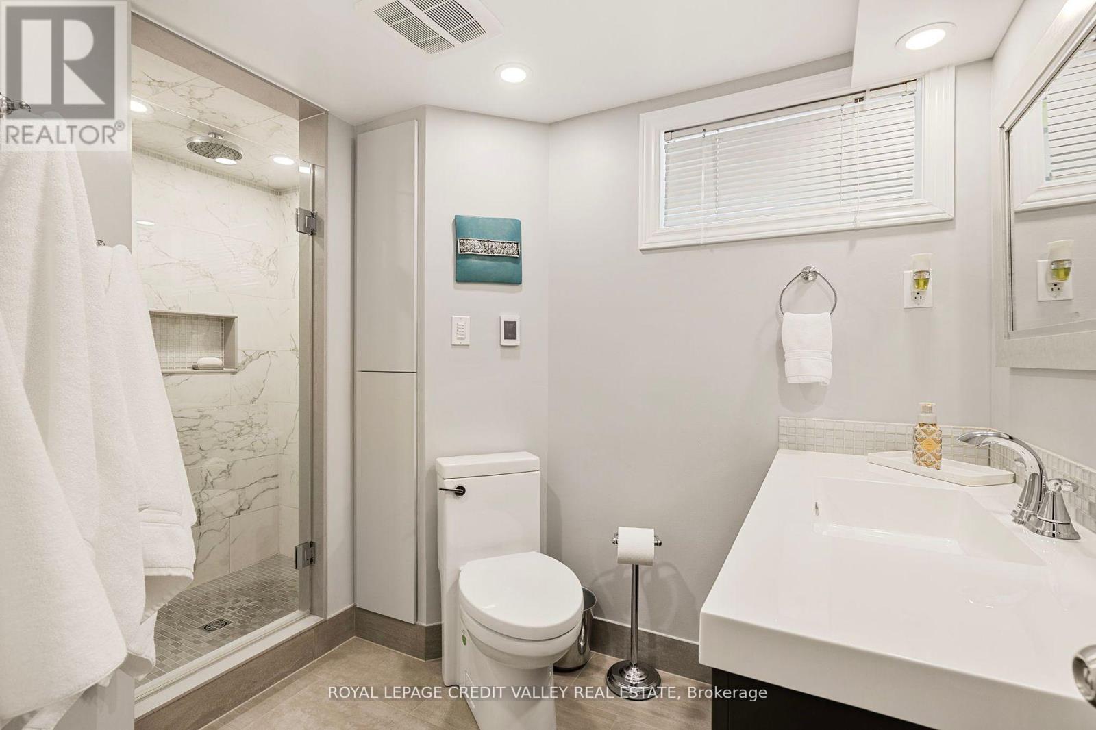 24 Ladore Drive, Brampton, Ontario  L6Y 1V5 - Photo 27 - W12485400