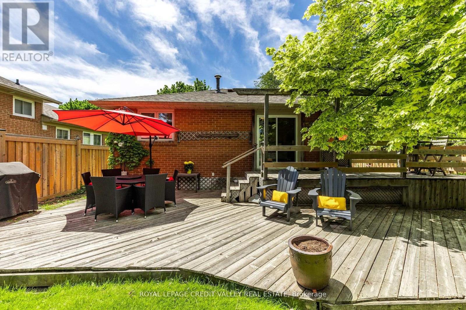 24 Ladore Drive, Brampton, Ontario  L6Y 1V5 - Photo 37 - W12485400