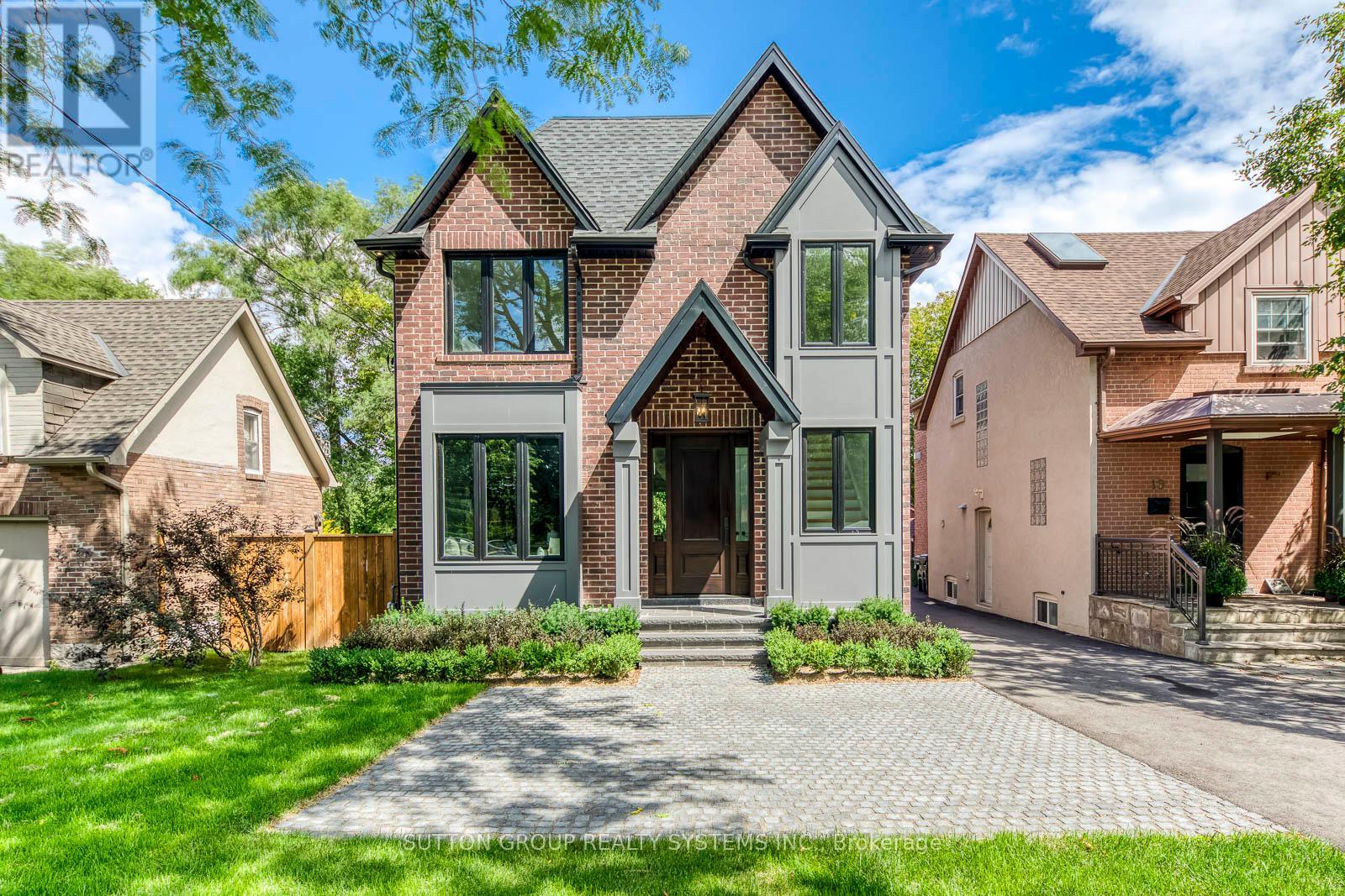 21 SOUTH KINGSWAY, Toronto, Ontario