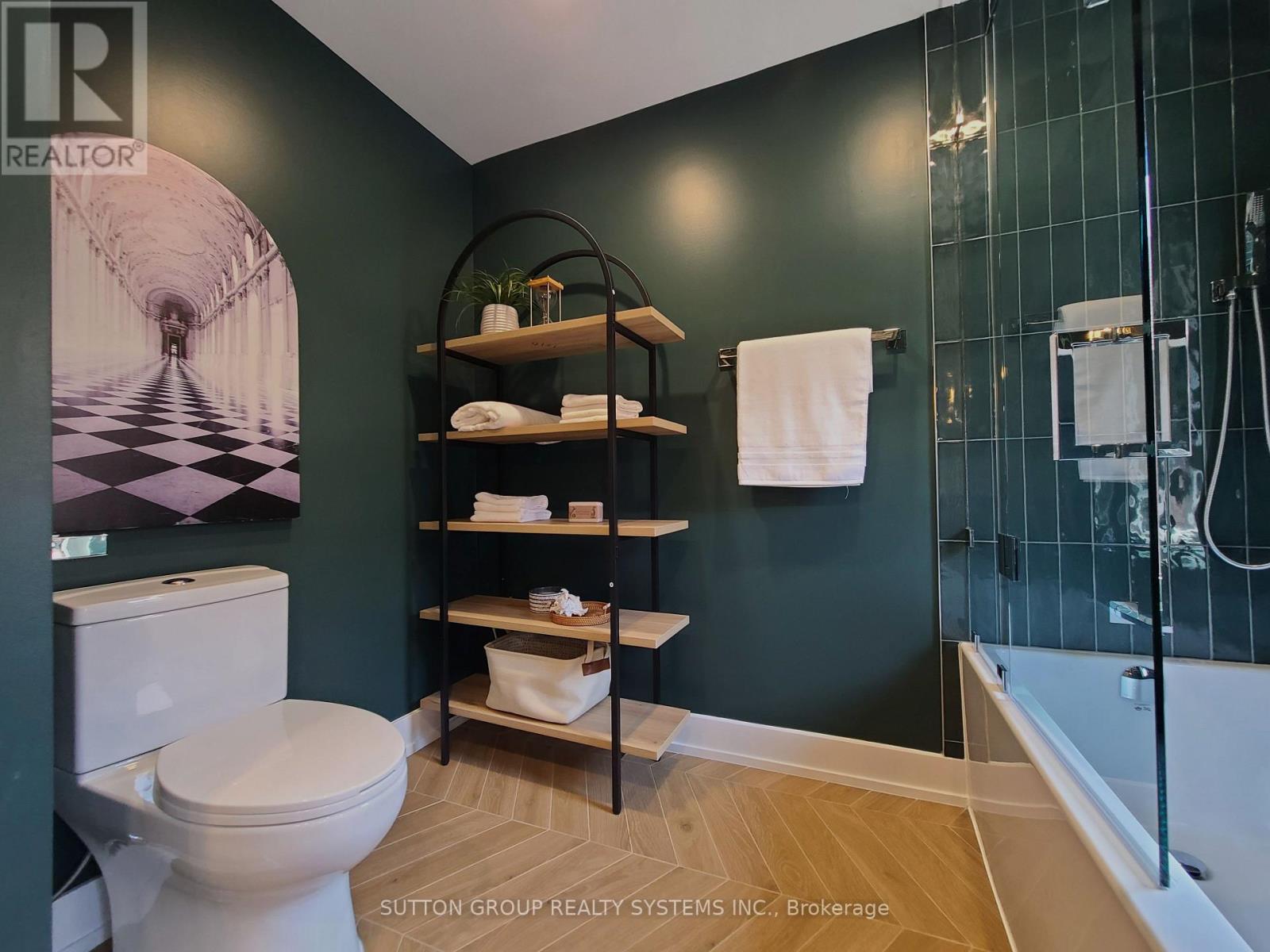 21 South Kingsway, Toronto, Ontario  M6S 3T2 - Photo 34 - W12485418