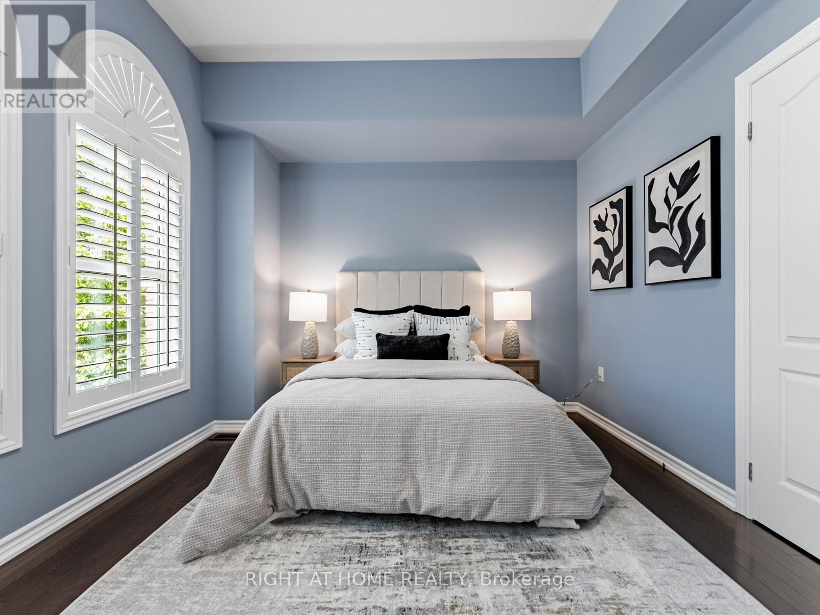 7 Mediterranean Crescent, Brampton, Ontario  L6Y 0T4 - Photo 34 - W12485431