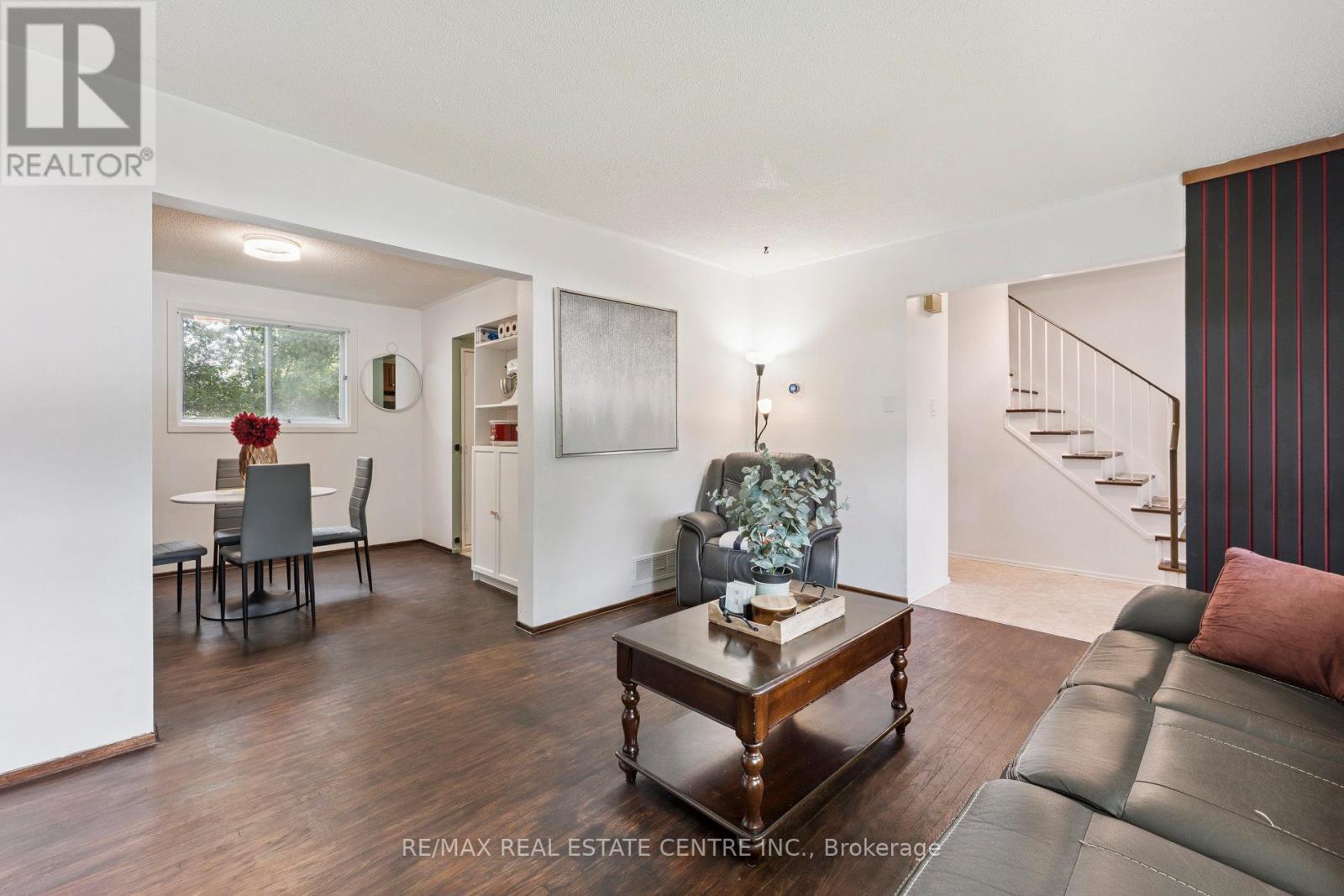 102 Rutherford Road N, Brampton, Ontario  L6V 2J2 - Photo 10 - W12485455