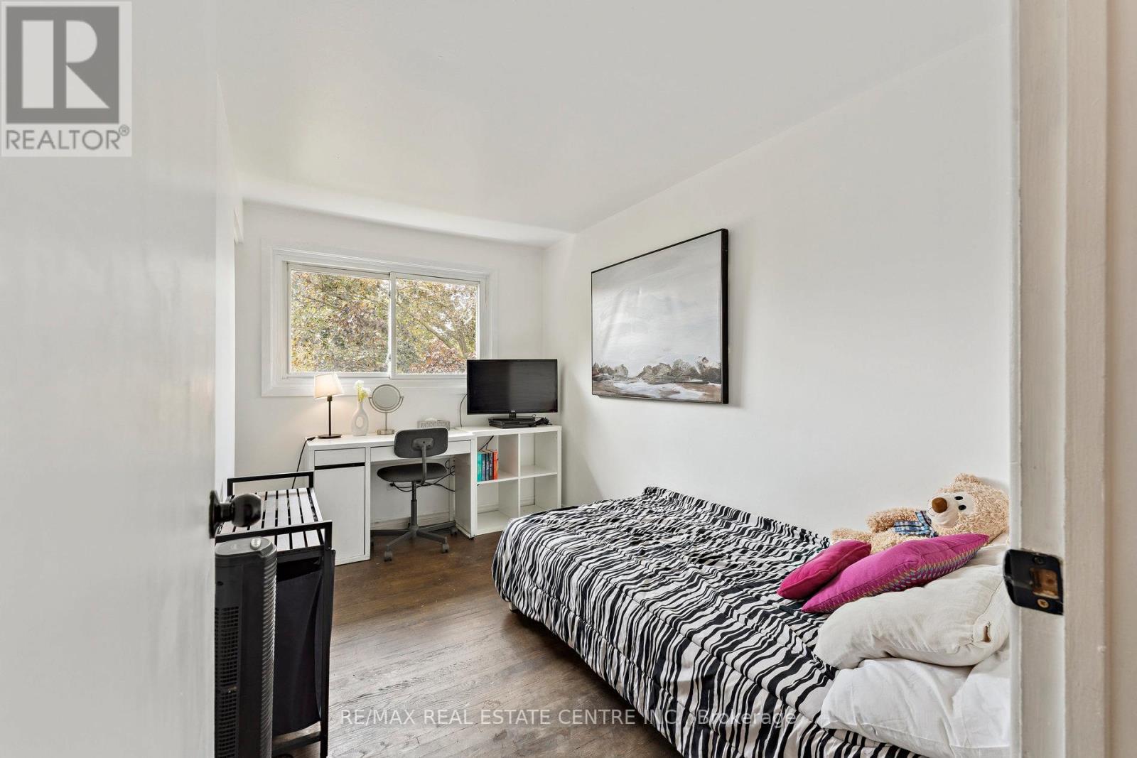 102 Rutherford Road N, Brampton, Ontario  L6V 2J2 - Photo 19 - W12485455