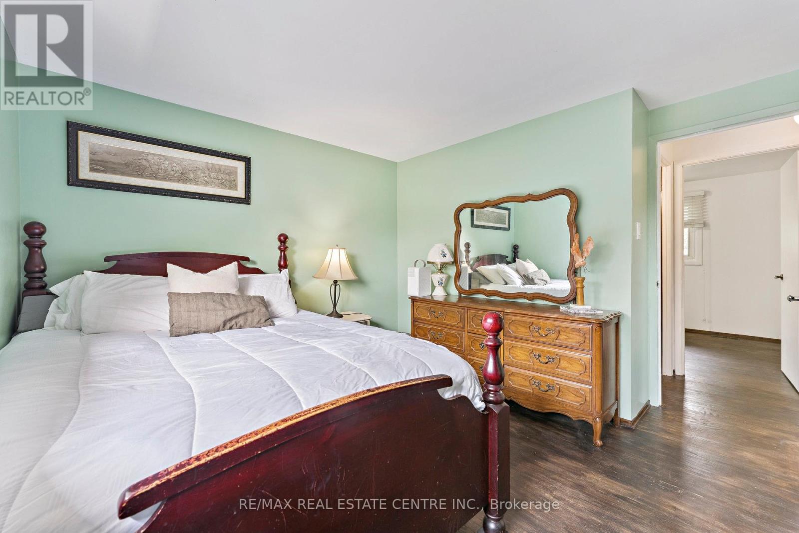 102 Rutherford Road N, Brampton, Ontario  L6V 2J2 - Photo 21 - W12485455