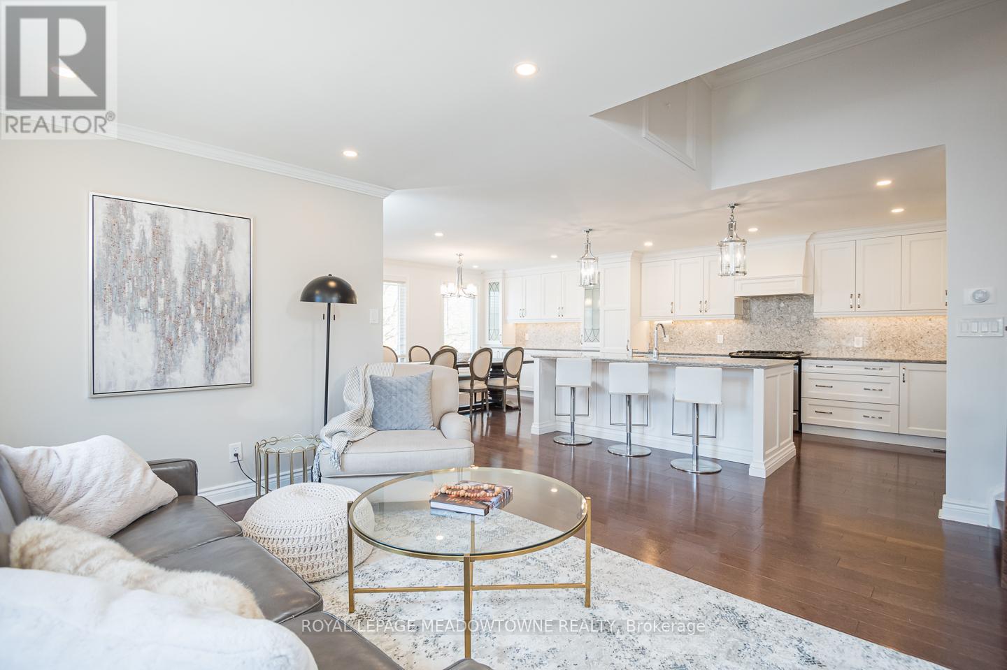 Upper - 611 Beaver Court, Milton, Ontario  L9T 4A8 - Photo 15 - W12485467