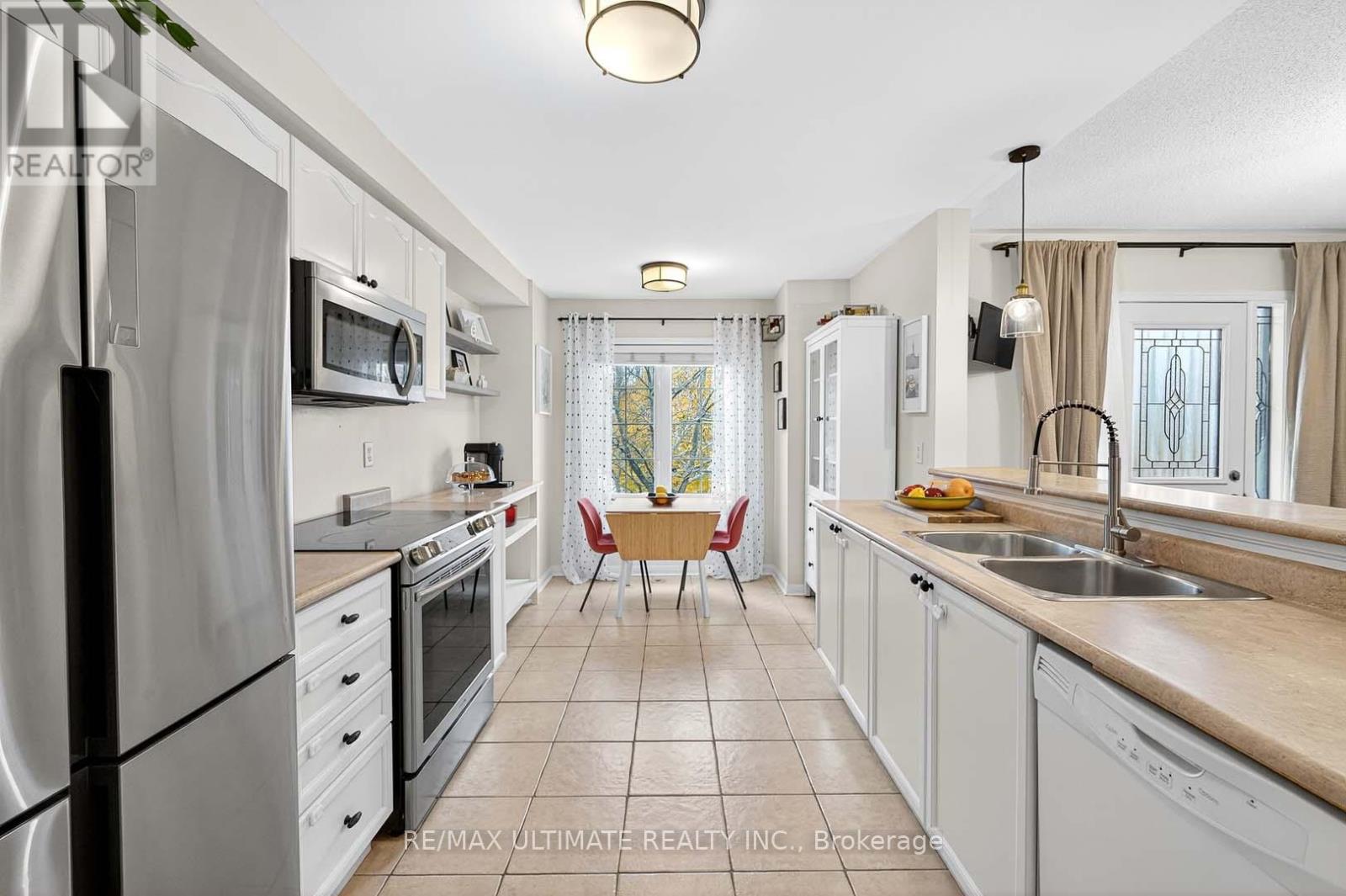 3056 Dewridge Avenue, Oakville, Ontario  L6M 5J1 - Photo 13 - W12485507