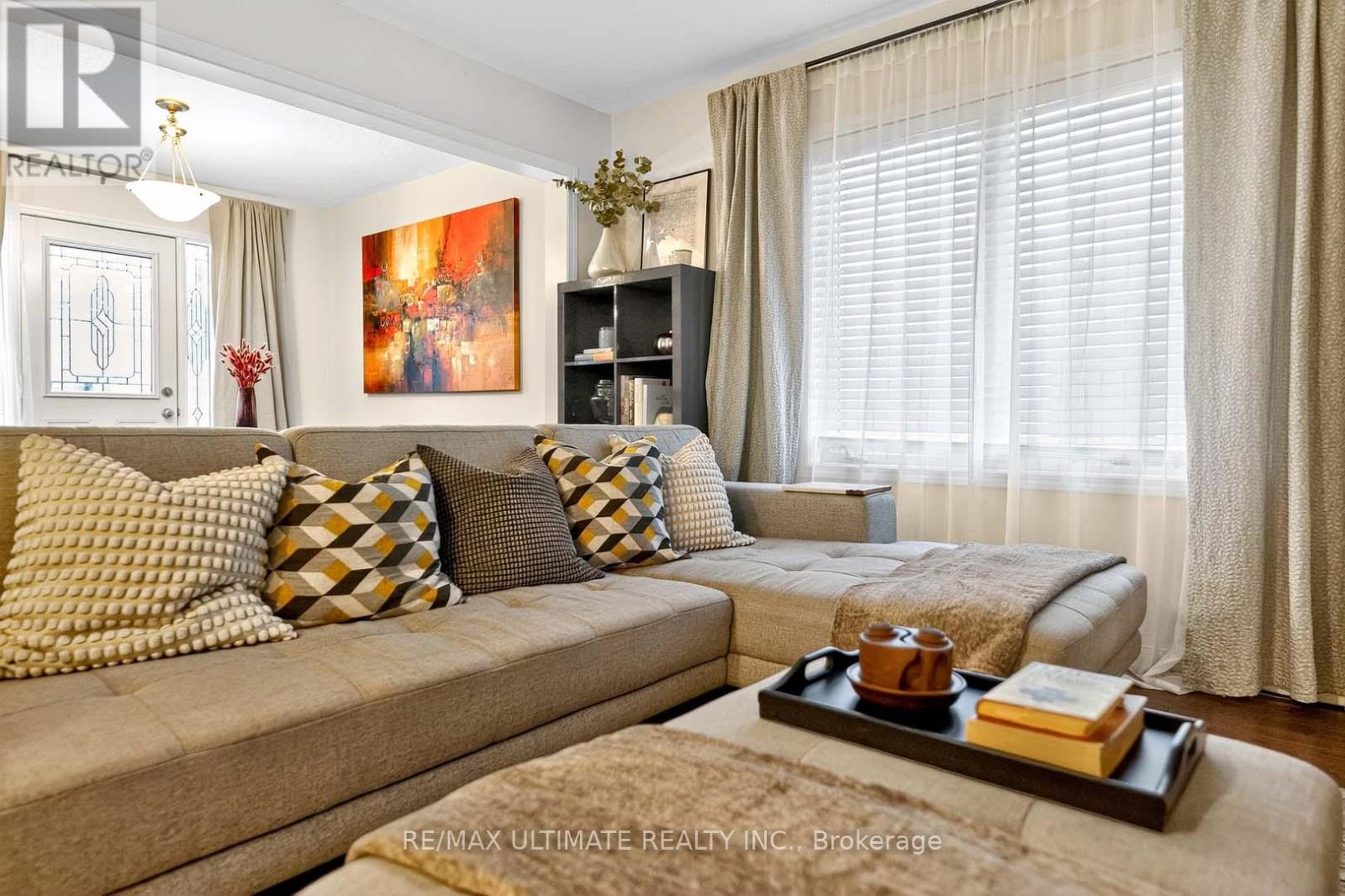 3056 Dewridge Avenue, Oakville, Ontario  L6M 5J1 - Photo 3 - W12485507