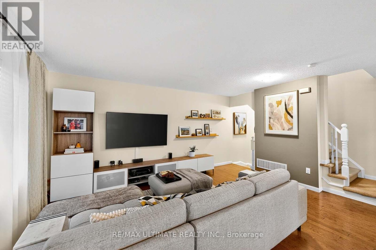 3056 Dewridge Avenue, Oakville, Ontario  L6M 5J1 - Photo 7 - W12485507