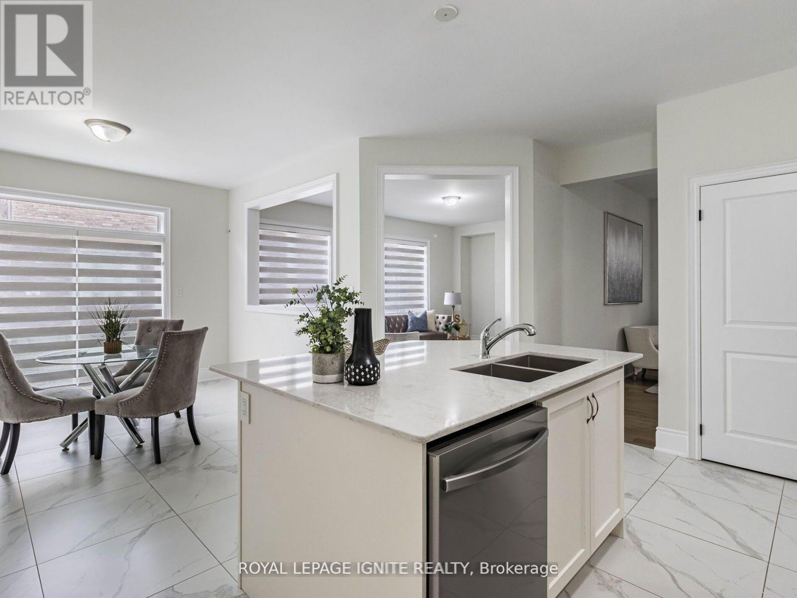 8 Kambalda Road, Brampton, Ontario  L7A 5J3 - Photo 12 - W12485511