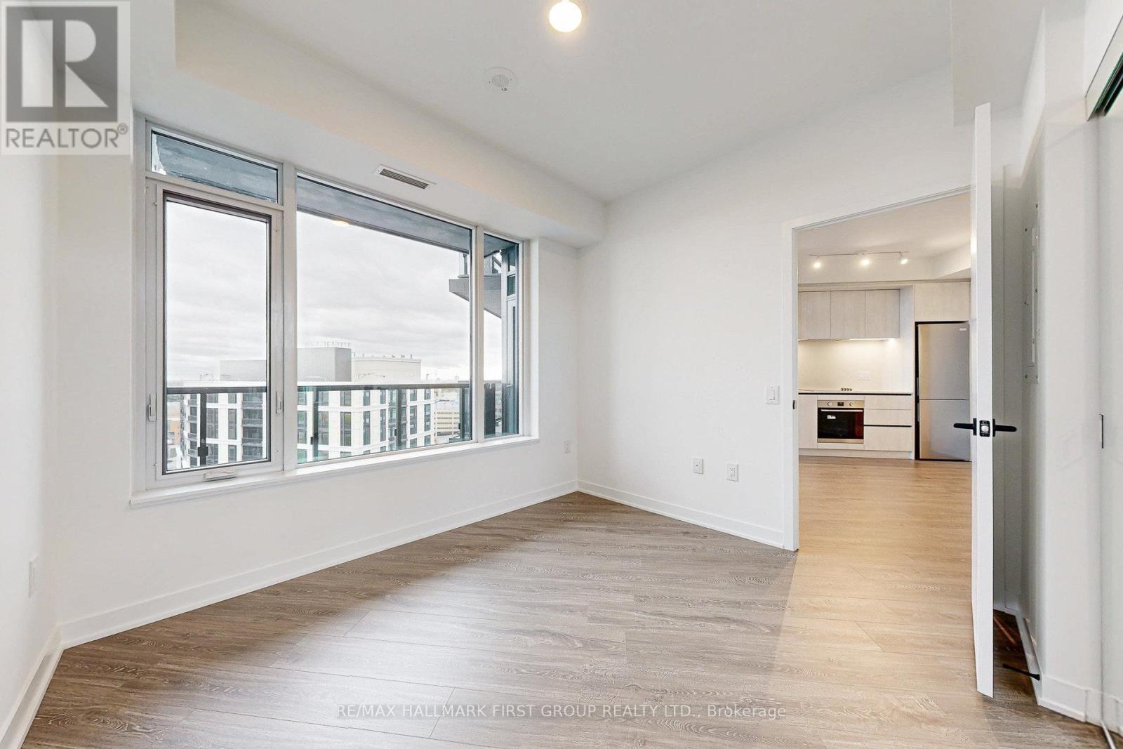 1201 - 2495 Eglinton Avenue W, Mississauga, Ontario  L5M 2T2 - Photo 15 - W12485517