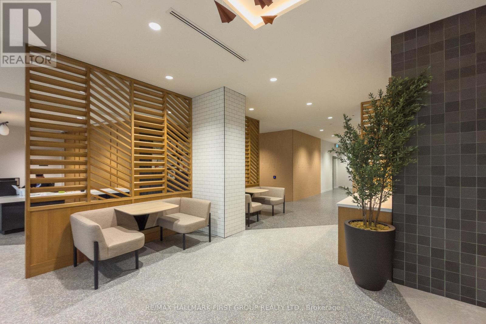 1201 - 2495 Eglinton Avenue W, Mississauga, Ontario  L5M 2T2 - Photo 27 - W12485517