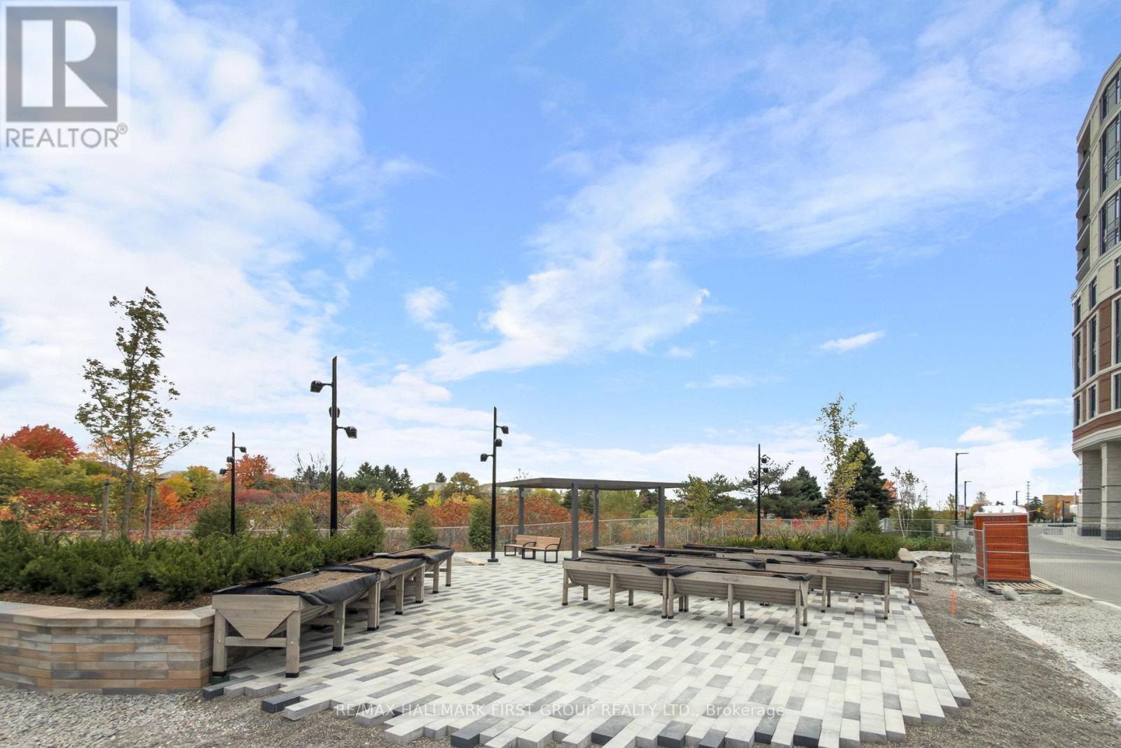 1201 - 2495 Eglinton Avenue W, Mississauga, Ontario  L5M 2T2 - Photo 33 - W12485517