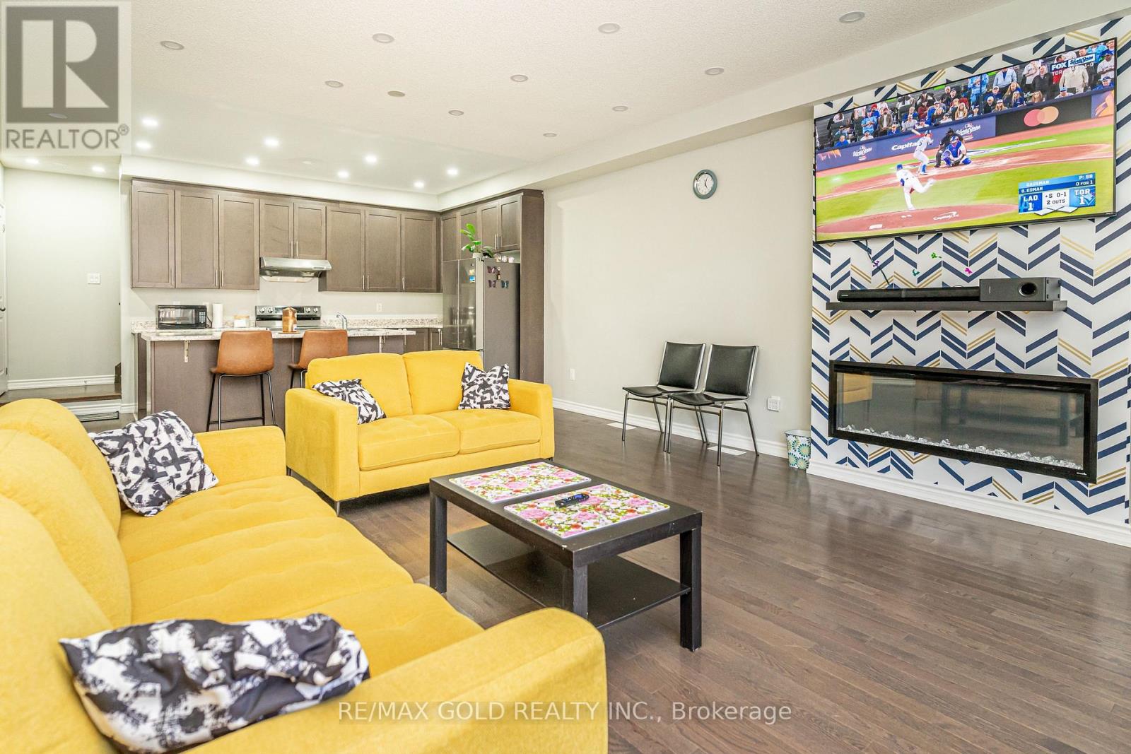 26 Arrowview Drive, Brampton, Ontario  L7A 5H7 - Photo 18 - W12485536