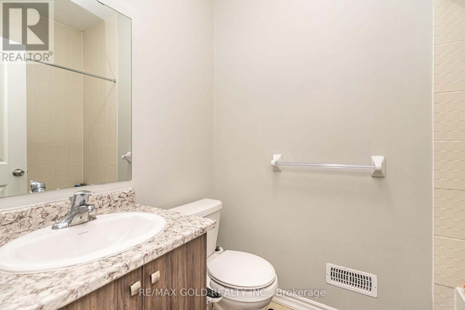 26 Arrowview Drive, Brampton, Ontario  L7A 5H7 - Photo 32 - W12485536