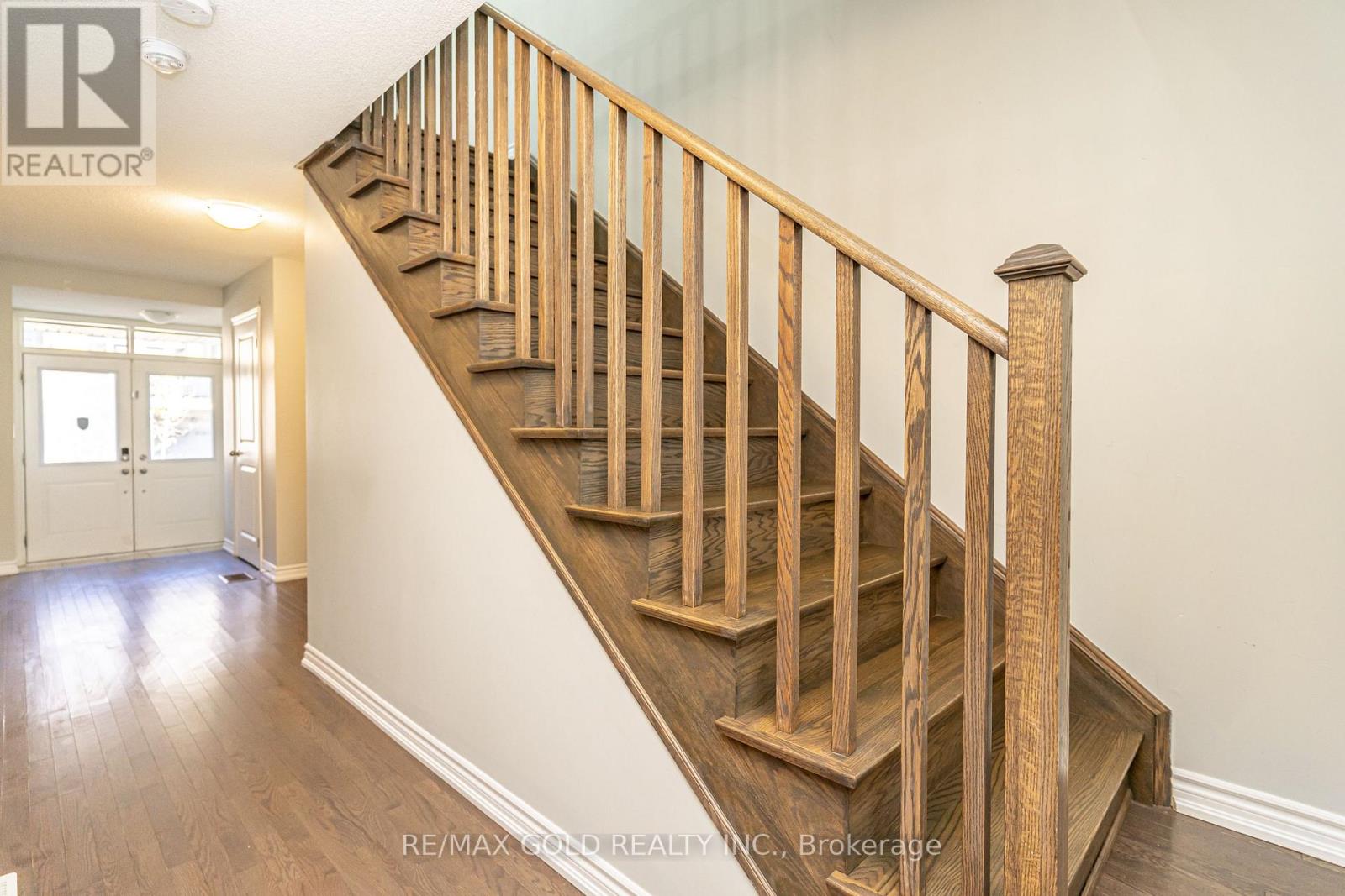 26 Arrowview Drive, Brampton, Ontario  L7A 5H7 - Photo 7 - W12485536