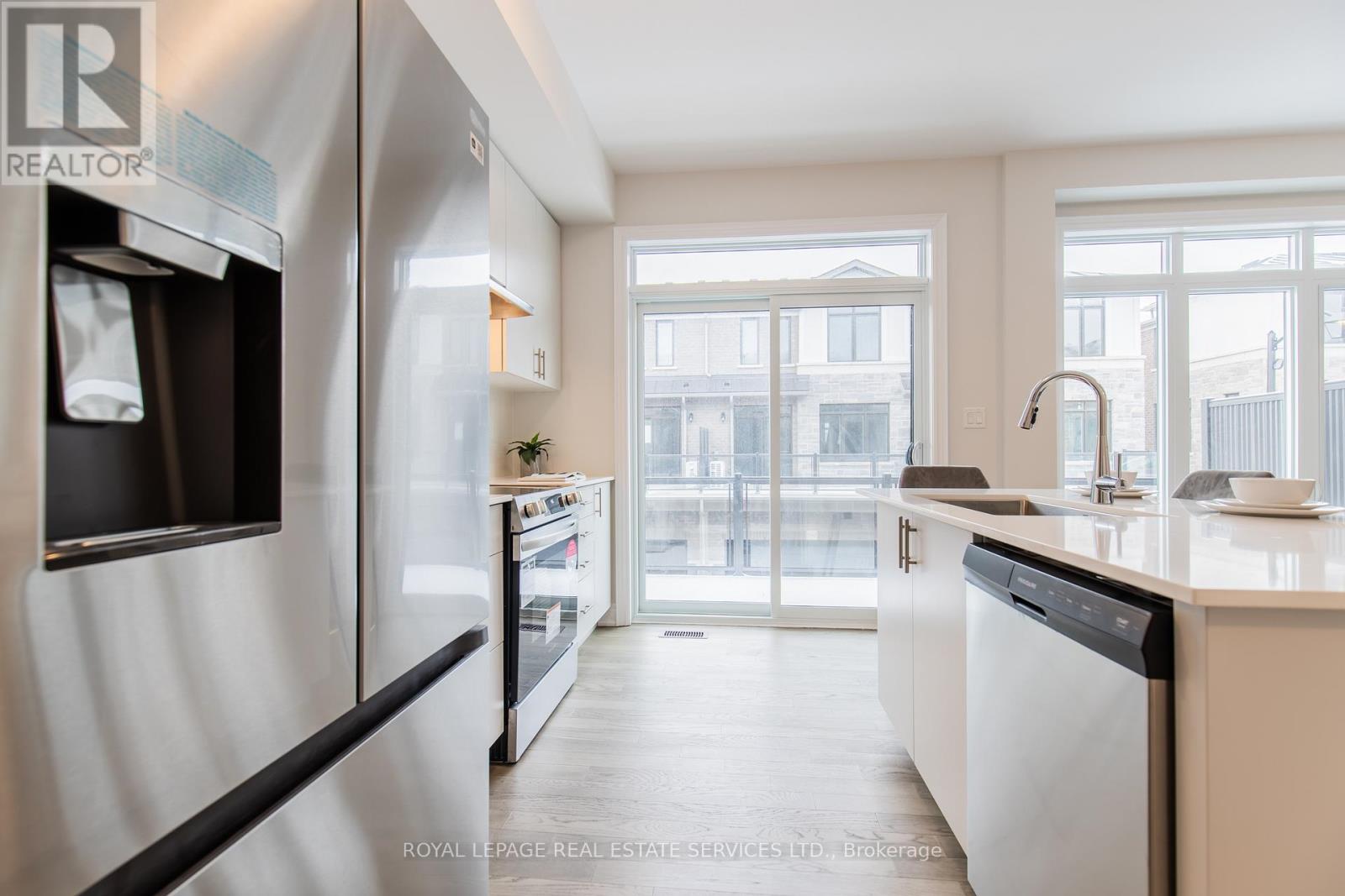 2733 Westoak Trails Boulevard, Oakville, Ontario  L6M 5T1 - Photo 21 - W12485538