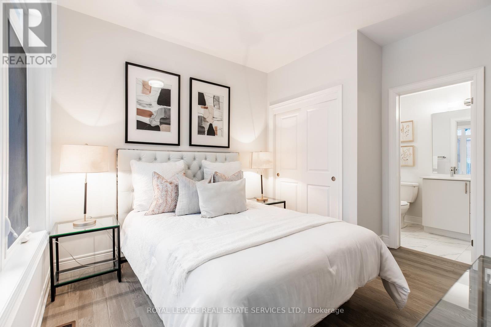 2733 Westoak Trails Boulevard, Oakville, Ontario  L6M 5T1 - Photo 8 - W12485538