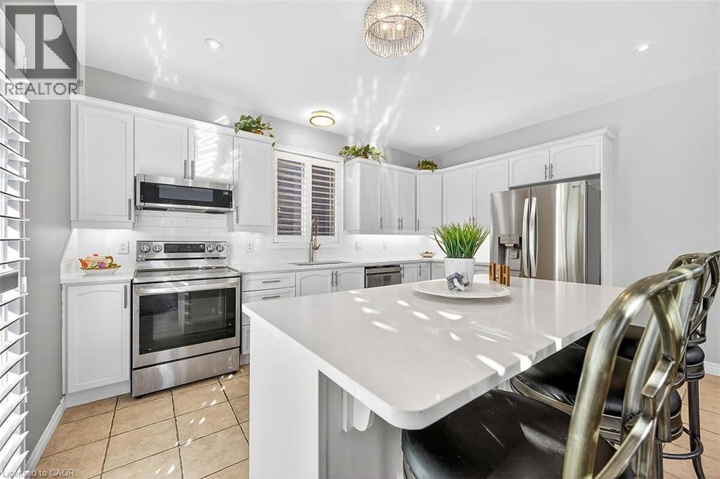 3 Sasha Court, Stoney Creek, Ontario  L8E 0A3 - Photo 11 - 40772879