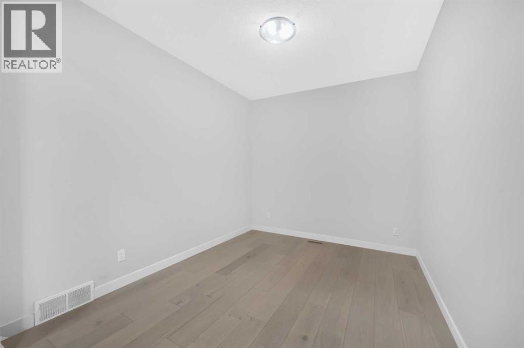 149 Belmont Villas Sw, Calgary, Alberta  T2X 4W7 - Photo 6 - A2267345