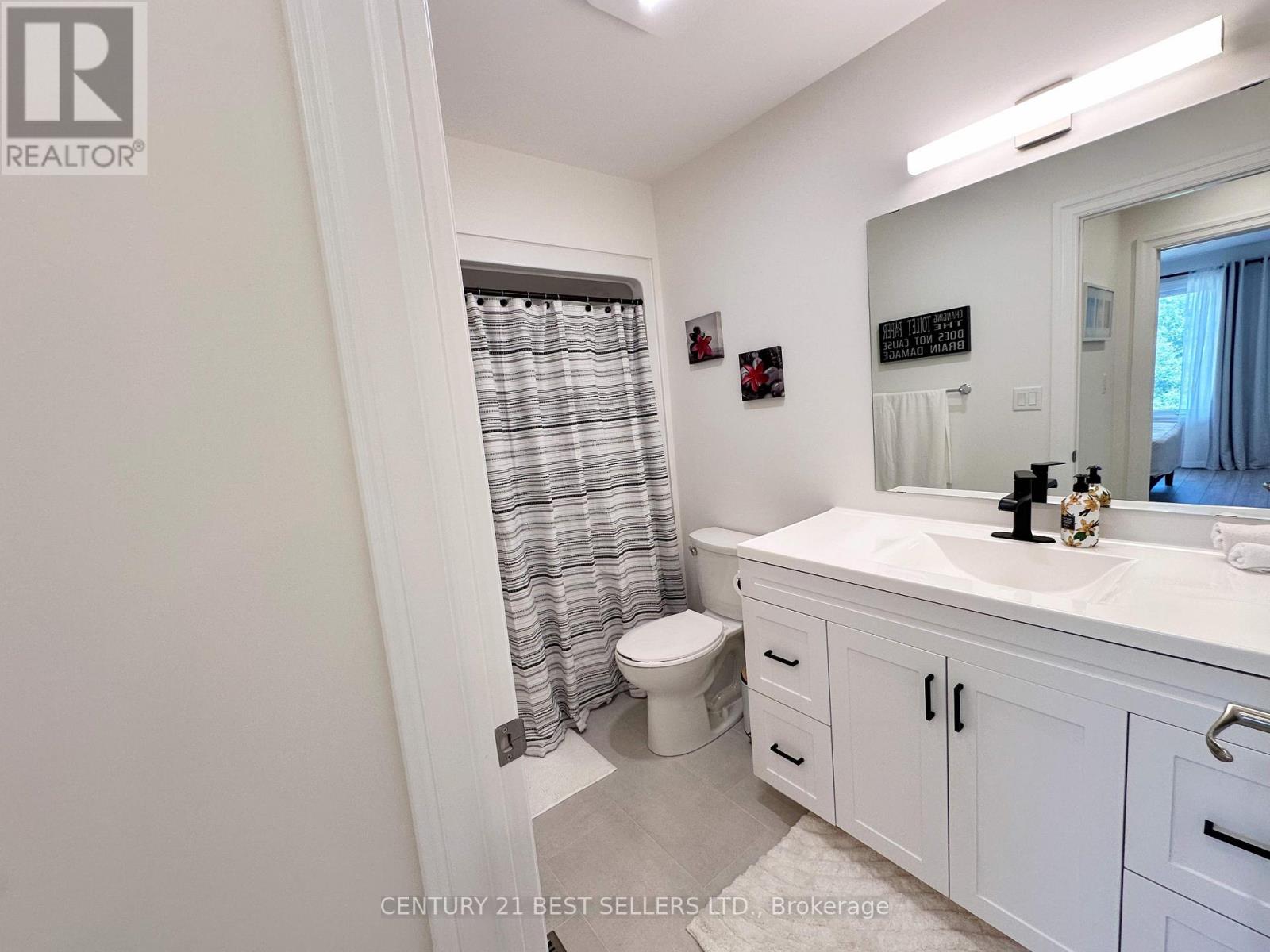 79 Buchanan Avenue, Prince Edward County, Ontario  K0K 2T0 - Photo 23 - X12485448