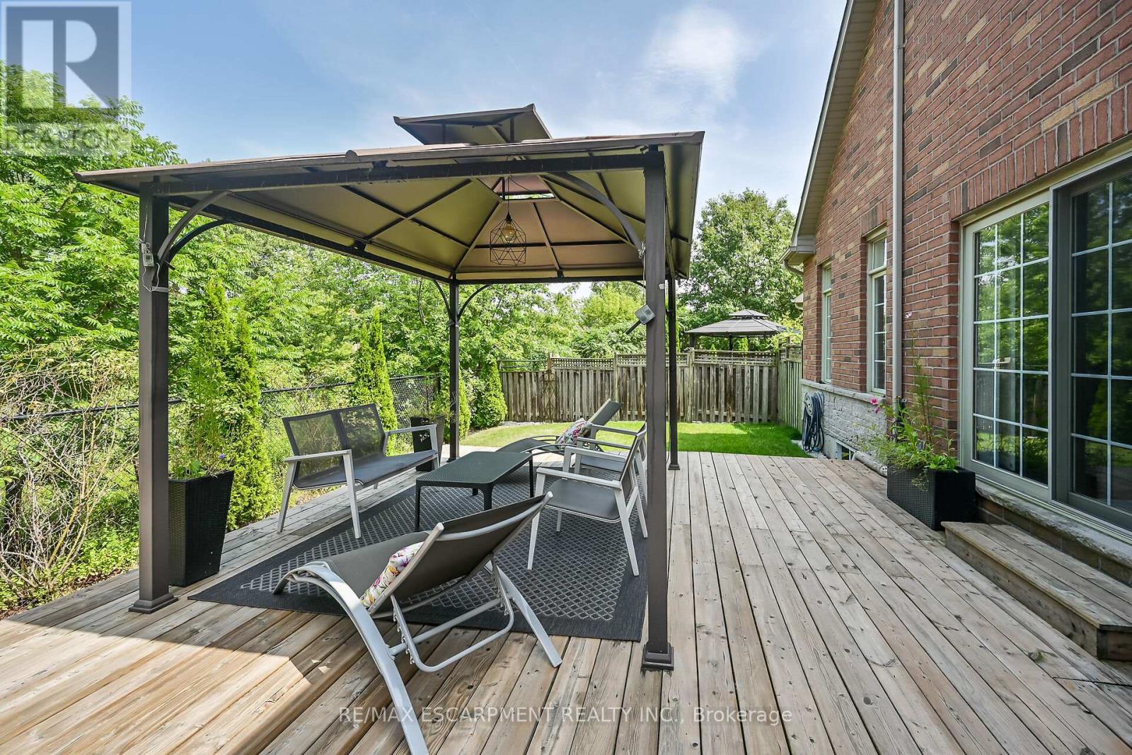 8 - 99 Panabaker Drive, Hamilton, Ontario  L9G 0A3 - Photo 46 - X12485475