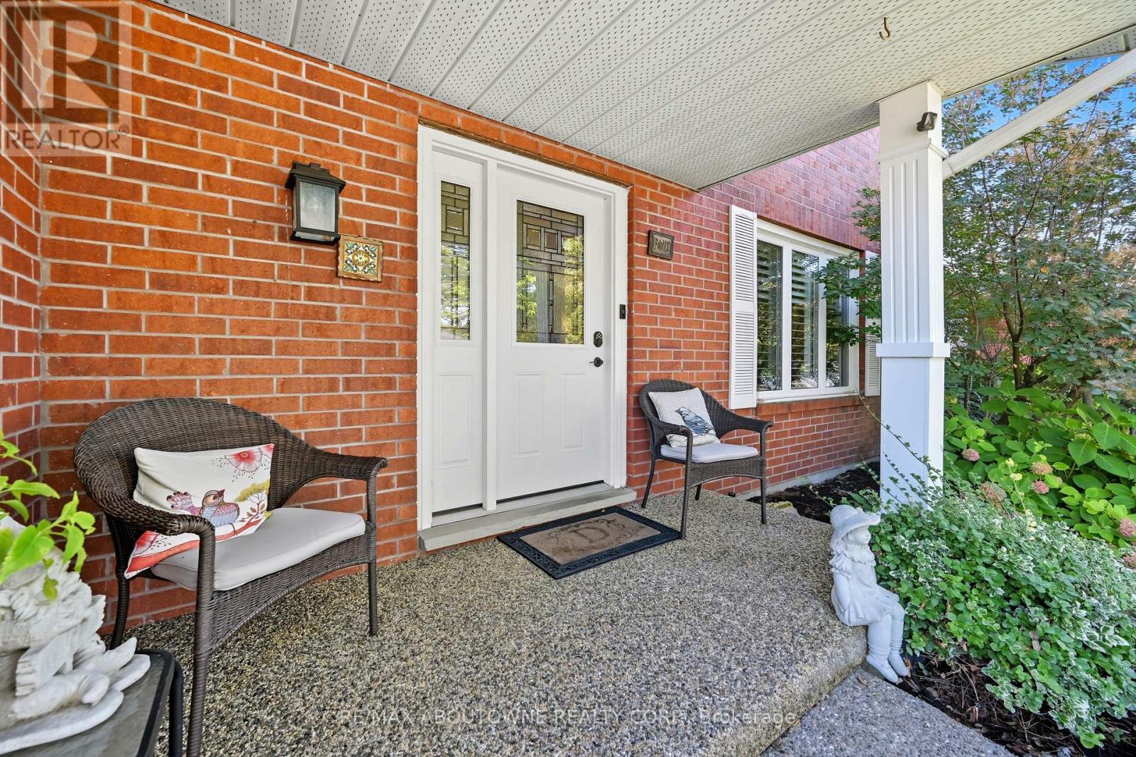 4514 Dufferin Avenue, Lincoln, Ontario  L0R 1B5 - Photo 3 - X12485533