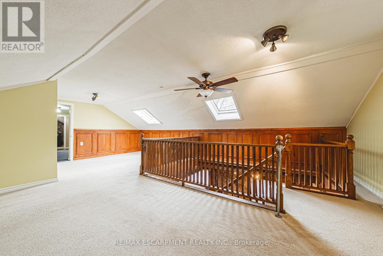 110 Freelton Road, Hamilton, Ontario  L8B 0Z3 - Photo 24 - X12485540