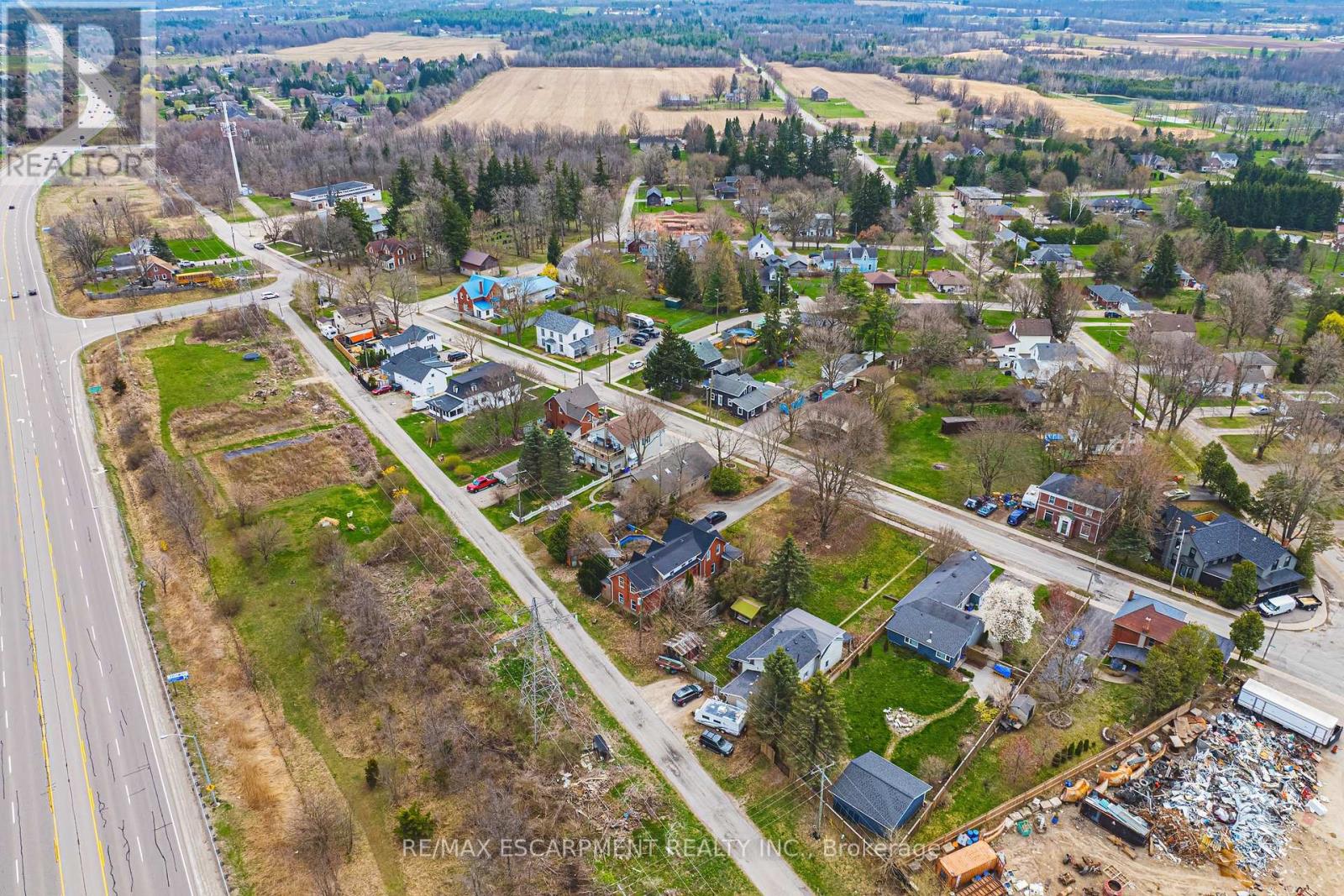 110 Freelton Road, Hamilton, Ontario  L8B 0Z3 - Photo 40 - X12485540