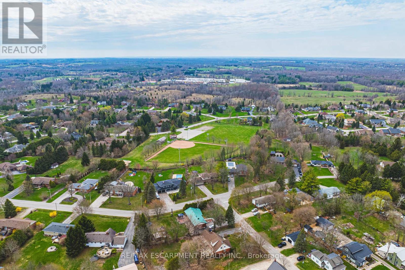 110 Freelton Road, Hamilton, Ontario  L8B 0Z3 - Photo 41 - X12485540