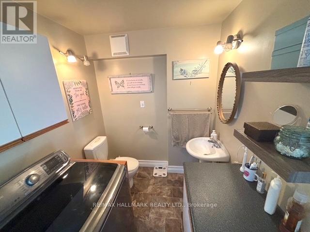 20 Bayview Drive, Kawartha Lakes, Ontario  K0M 1A0 - Photo 15 - X12485544