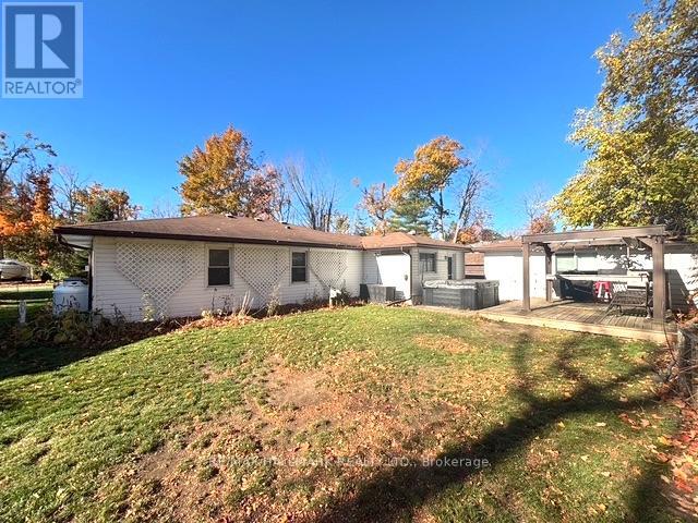 20 Bayview Drive, Kawartha Lakes, Ontario  K0M 1A0 - Photo 19 - X12485544