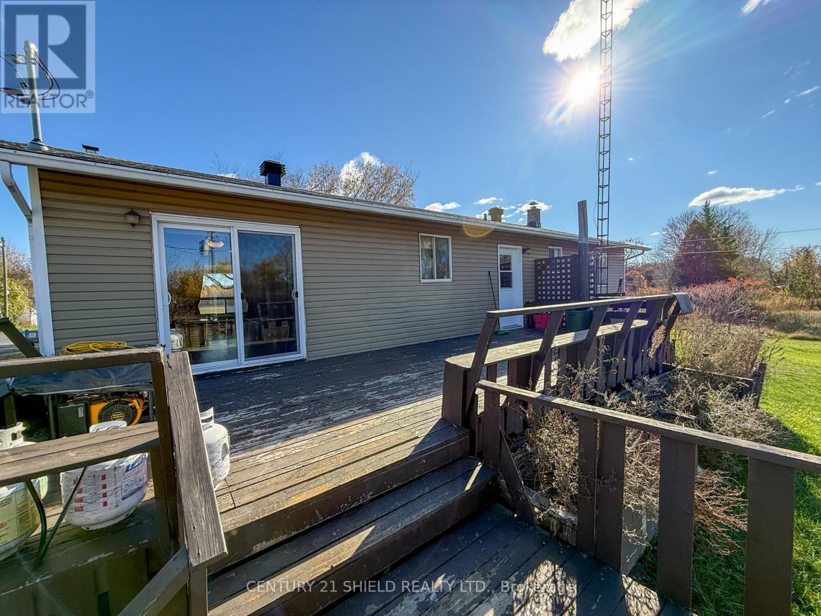 16297 Northfield Road, South Stormont, Ontario  K0C 1Y0 - Photo 25 - X12485561