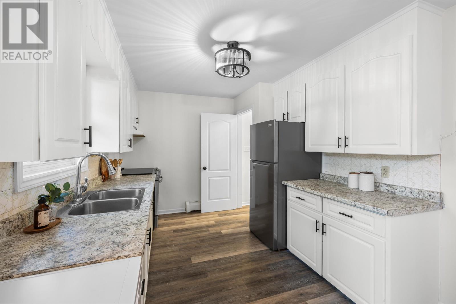 33 Dunkirk Street, Charlottetown, Prince Edward Island  C1A 3Z7 - Photo 10 - 202526742