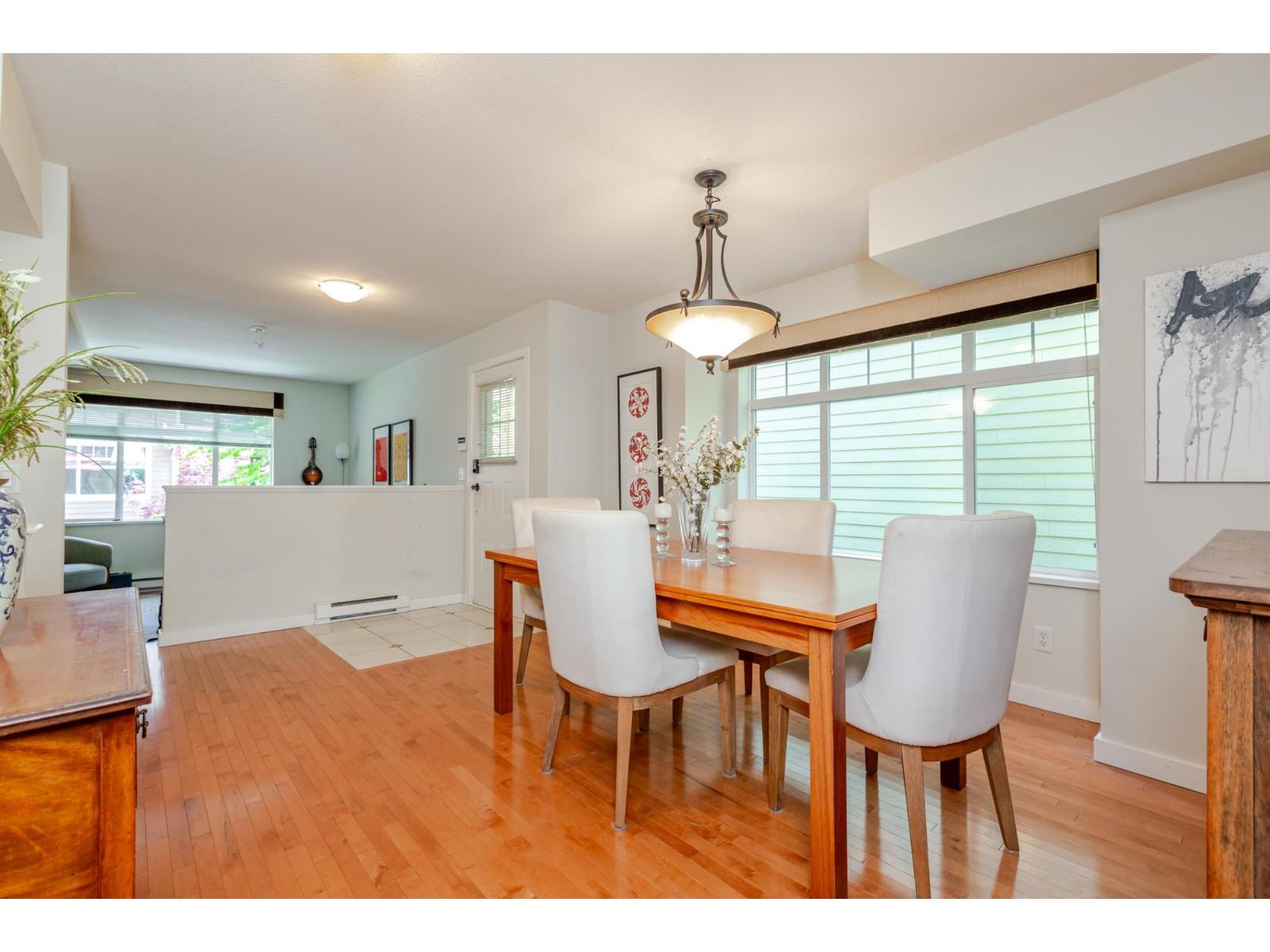 6 15233 34 Avenue, Surrey, British Columbia  V3Z 2T7 - Photo 3 - R3048336