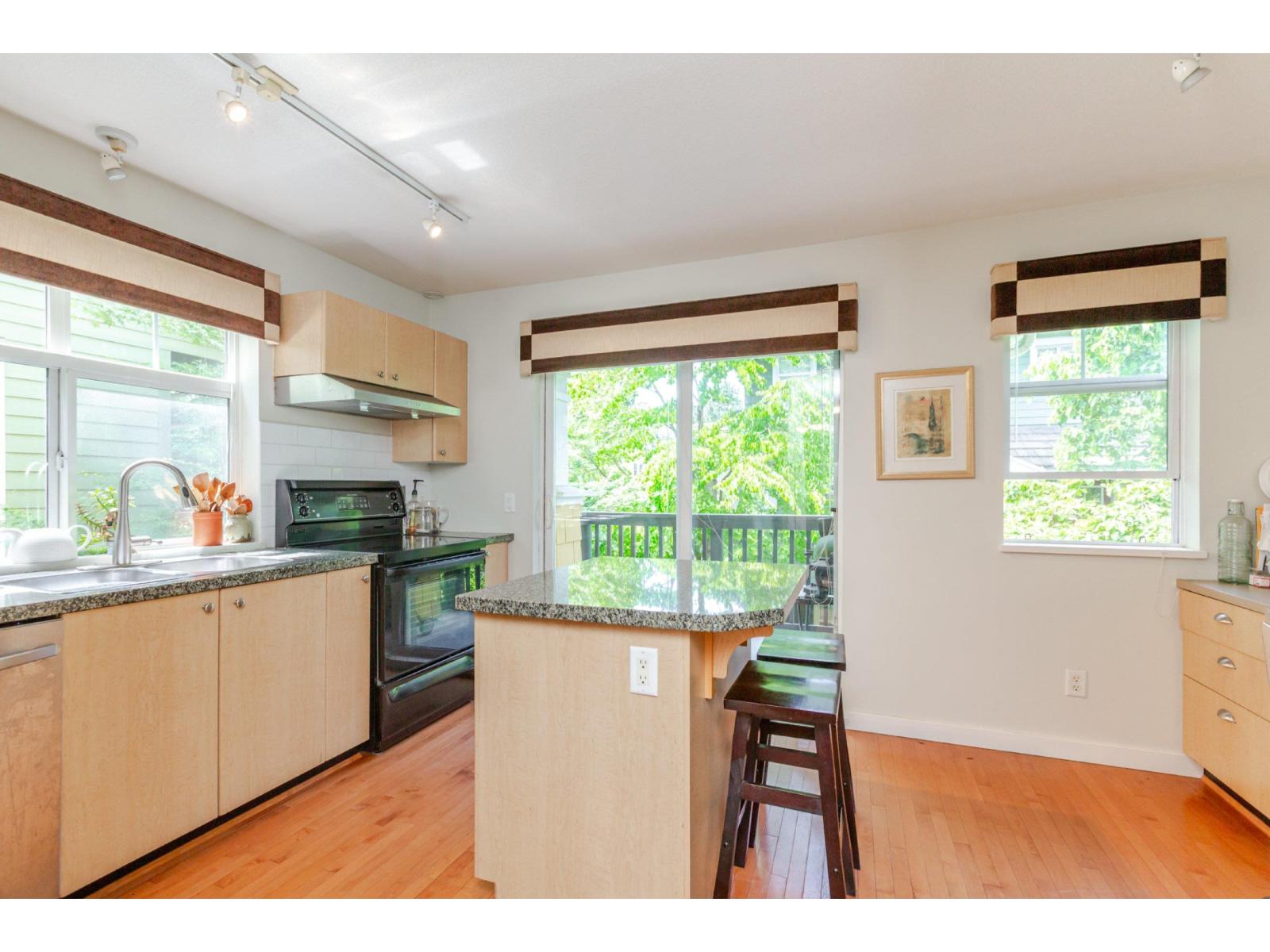 6 15233 34 Avenue, Surrey, British Columbia  V3Z 2T7 - Photo 5 - R3048336