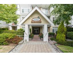 101 15299 17A AVENUE, Surrey, British Columbia